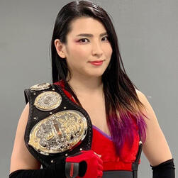 Hikaru Shida